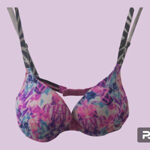 PINK Victoria's Secret wear everywhere push-up bra in pink and multi-colored 32B